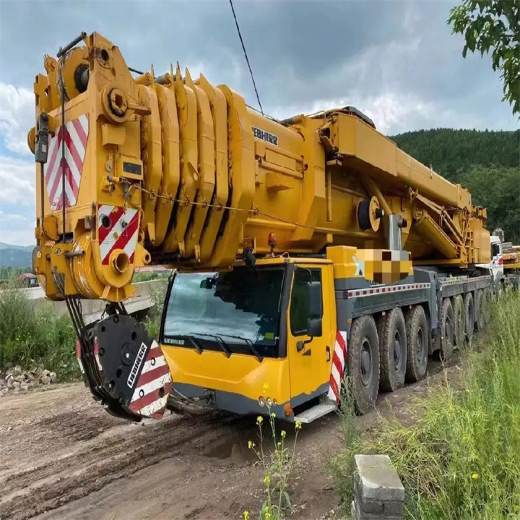 南部附近100吨吊车出租电话